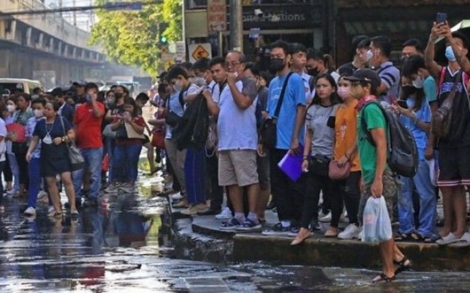 Marcos will mehr wasseraufstauungsanlagen ausserhalb der ncr um ueberschwemmungen zu kontrollieren 03f93f68